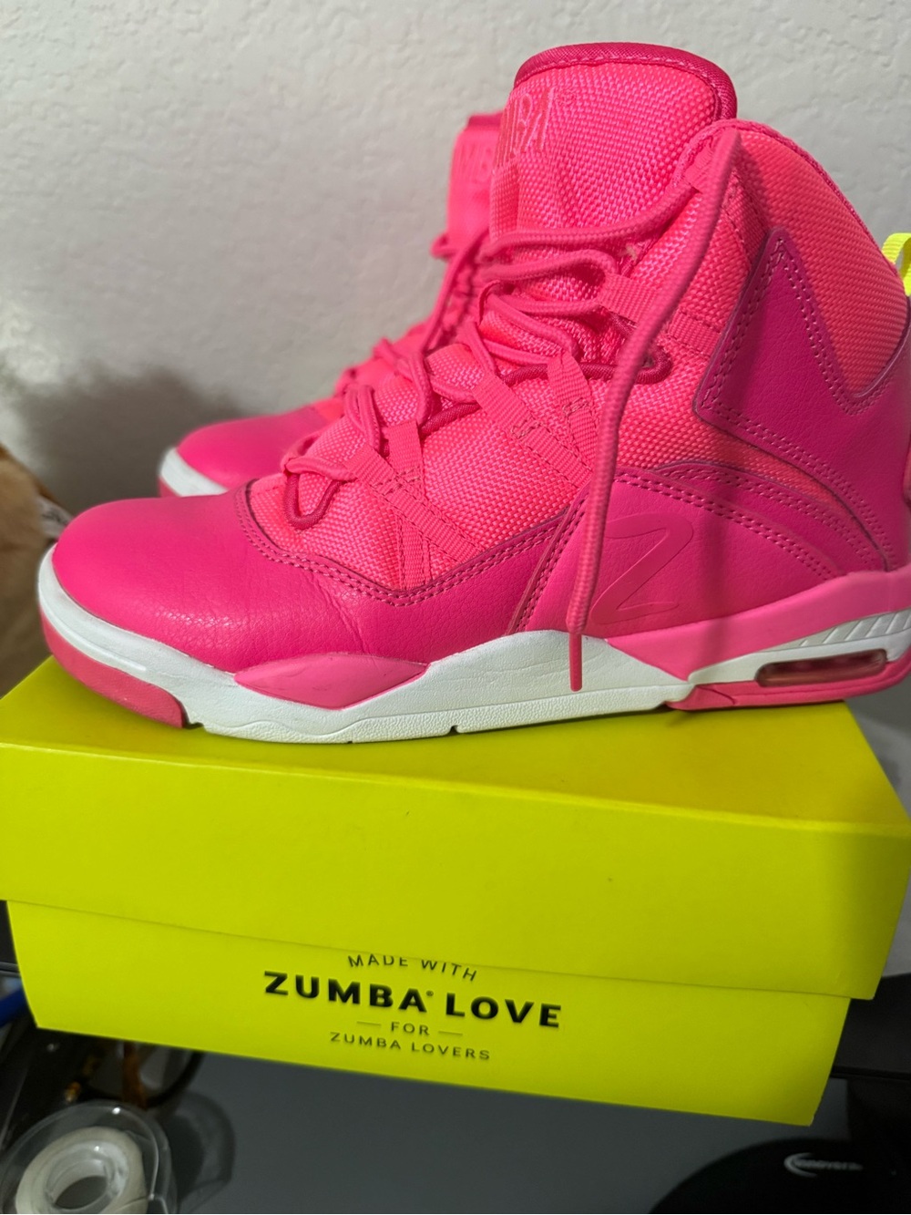 Zumba Fitness Women's High-Top Sneakers in Neon Pink
